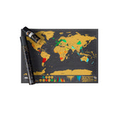 Charger l&#39;image dans la galerie, La carte du monde à gratter Scratch Map Deluxe Edition de Luckies est une idée de cadeau originale pour les globe-trotteurs aguerris ou en devenir. De plus, c&#39;est un super objet de décoration pour donner une touche d&#39;originalité à votre intérieur